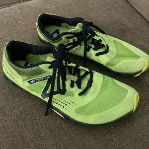 NB New Balance Minimus Vibram Running Shoe Women’s Size 9.5